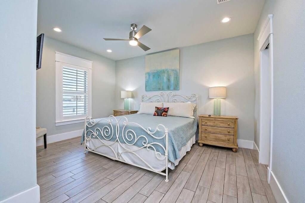Beachfront~8Bedrooms~Lemonshello Gulf Shores Exterior photo